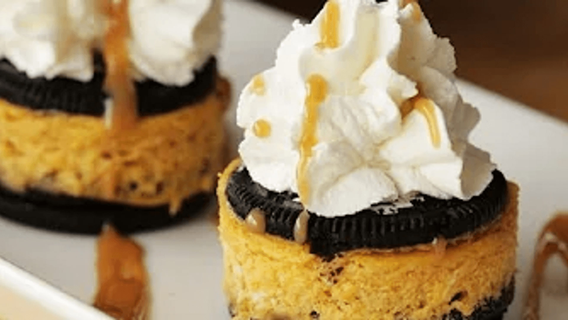 How To Make Oreo Pumpkin Cheesecake | Simply Bakings thumbnail