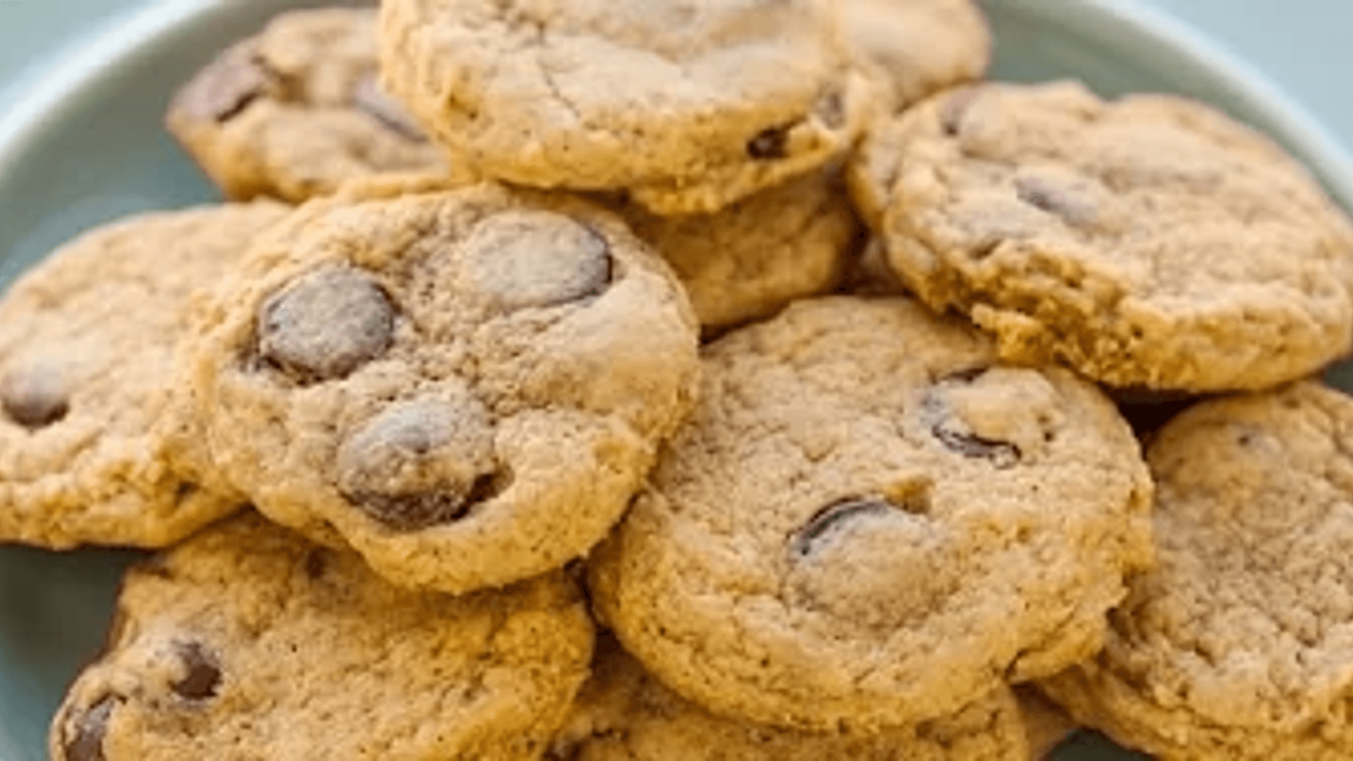 Mini Chocolate Chip Cookies VEGAN, EGG-FREE, & GLUTEN FREE | Simplybakings thumbnail