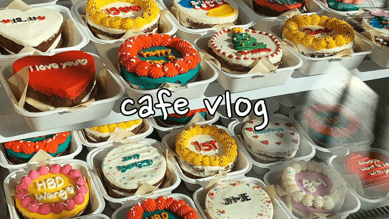 Look at this cute mini-cake! Dessert cafes in Korea/korea cafe vlog thumbnail