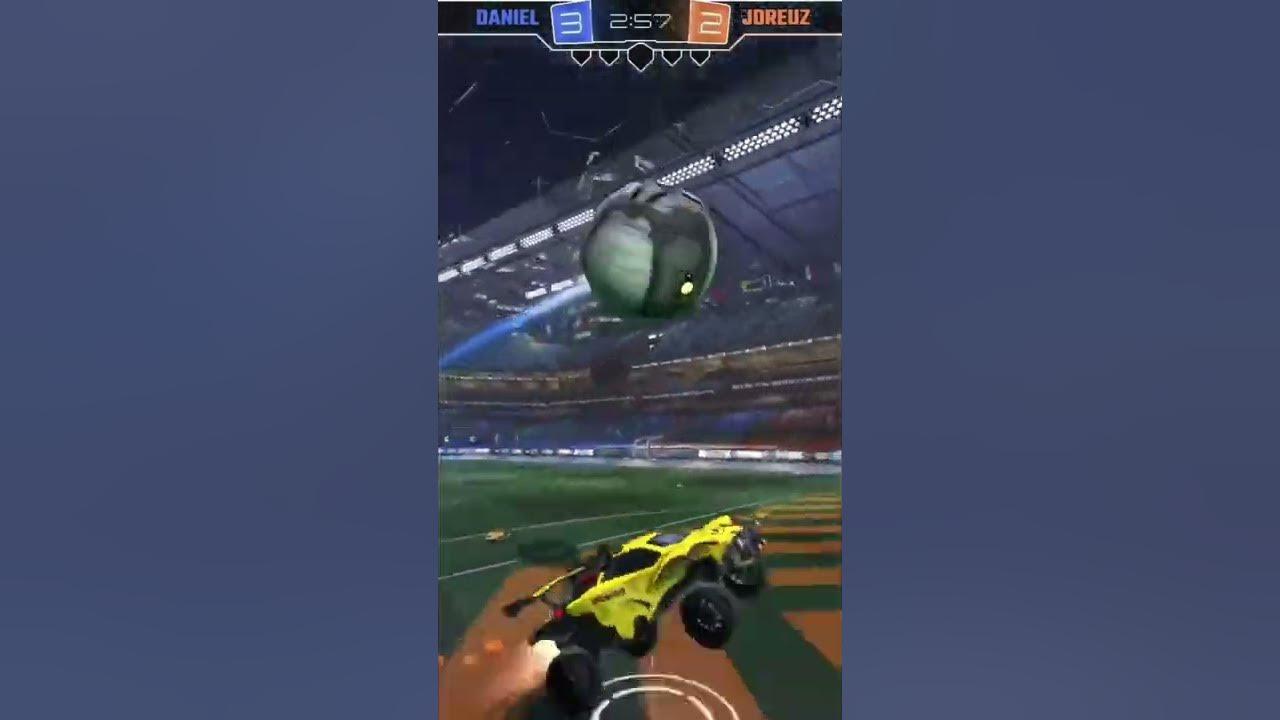 Joreuz is a human highlight reel 😳 #rocketleague #gaming thumbnail