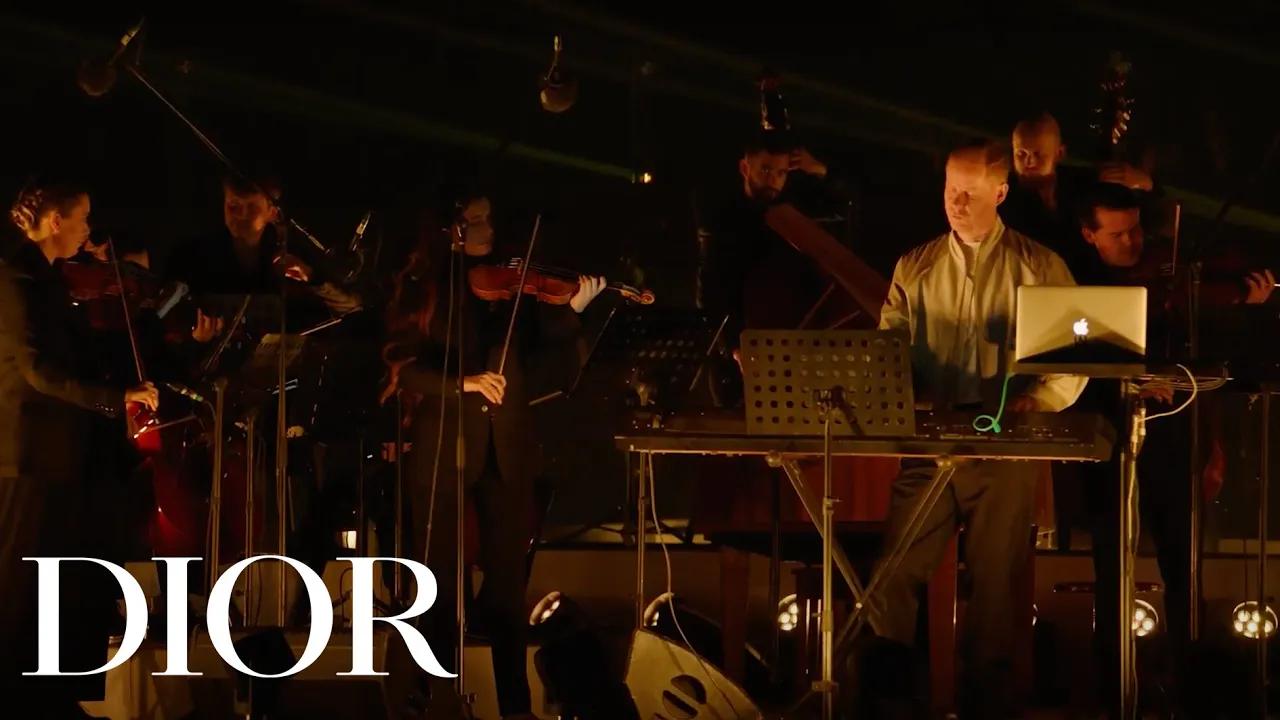Max Richter's illuminates the show night thumbnail