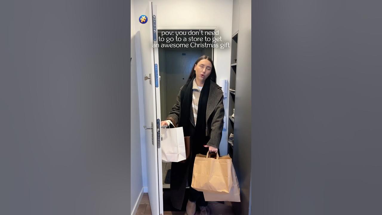 Follow us #magicjigsawpuzzles #jigsawpuzzle #christmas #jigsawpuzzlelover #puzzletime #puzzle thumbnail