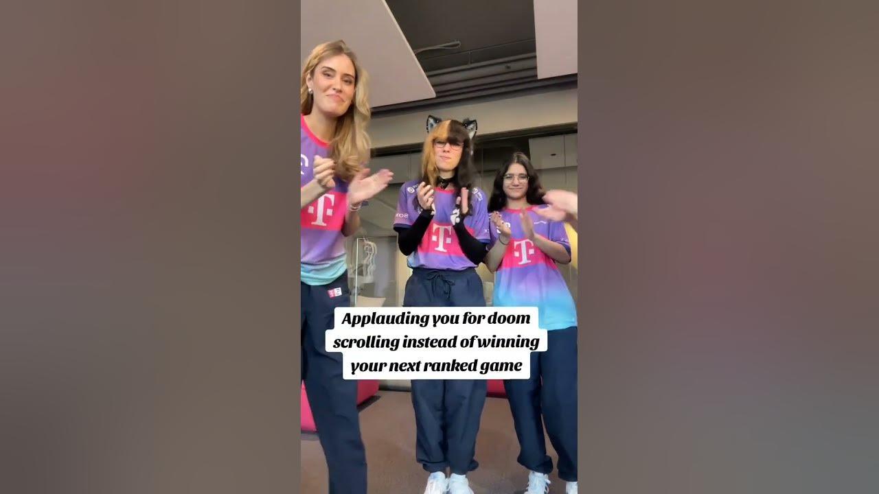 The REAL reason you're stuck in bronze 👏 #shorts #leagueoflegends #valorant #gaming thumbnail