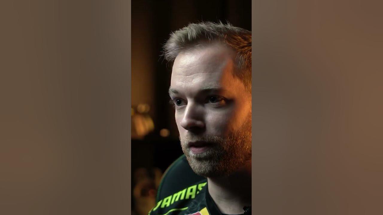 REZ is a legend ❤️ #csgo #esports thumbnail